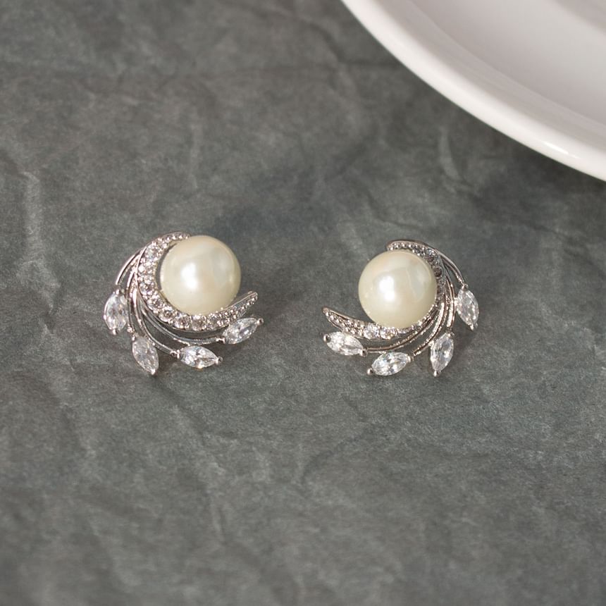 Faux Pearl Rhinestone Stud Earring / Clip On Earring
