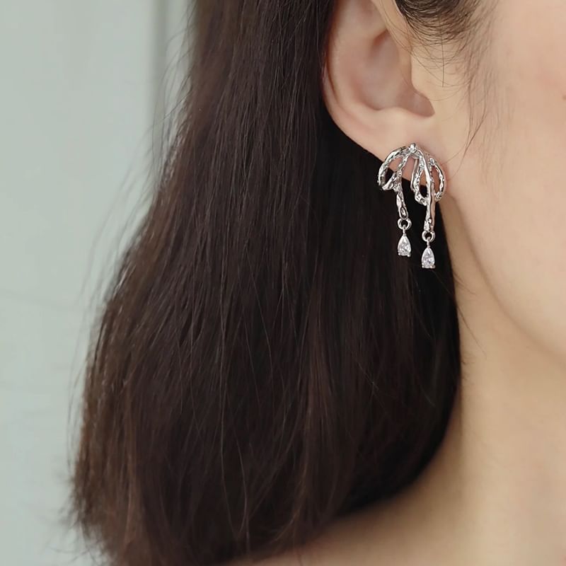 Rhinestone Bow Drop Earring / Clip On Earring