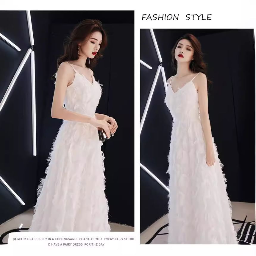 Spaghetti Strap V-Neck Plain Feather A-Line Evening Gown