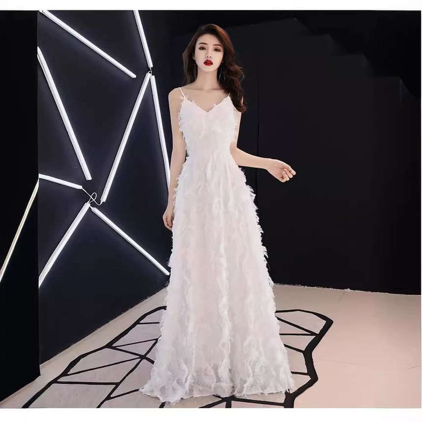 Spaghetti Strap V-Neck Plain Feather A-Line Evening Gown