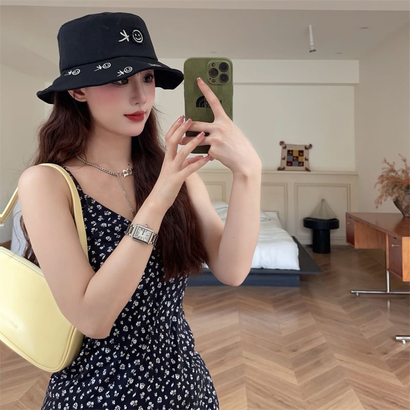 Embroidered Smiley Hat Bucket Face