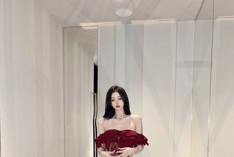 Off Shoulder Ruffle Side Slit Mermaid Maxi Dress