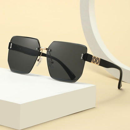 Oversized Geometric Rimless Sunglasses