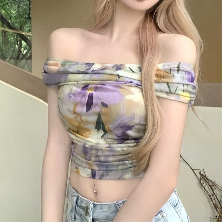 Short-Sleeve Off-Shoulder Floral Ruched Cropped Tee