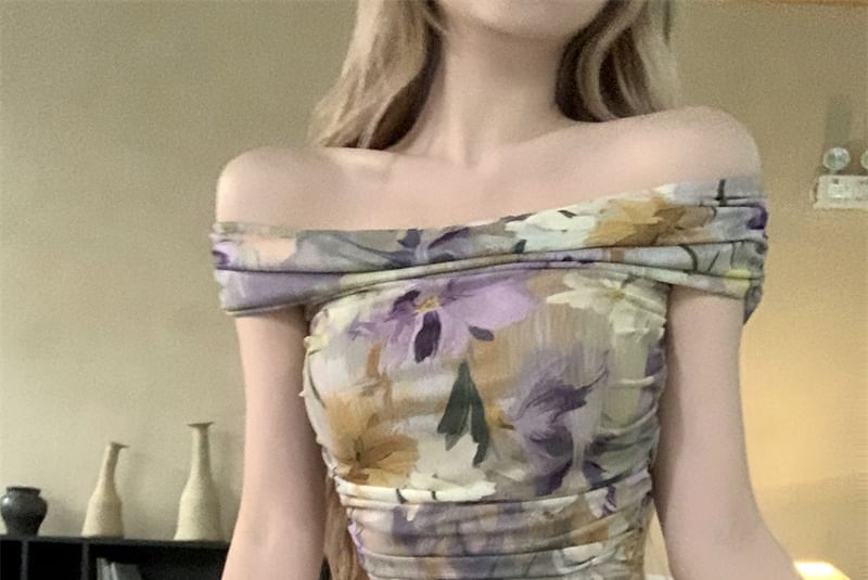 Short-Sleeve Off-Shoulder Floral Ruched Cropped Tee