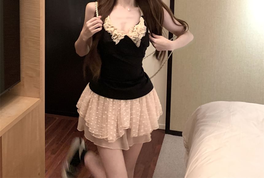 Scoop Neck Plain Lace Trim Halter Top / Mid Rise Dotted Asymmetrical Mini A-Line Skirt