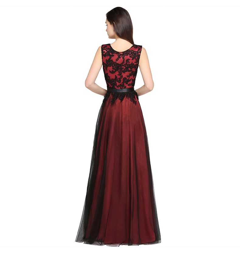 Sleeveless Crewneck Lace A-Line Evening Dress