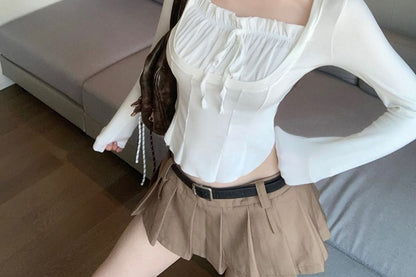 Long-Sleeve Square-Neck Plain Shirred Crop Top