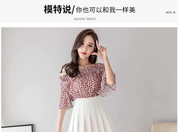 Pleated High-Rise Mini Skater Skirt in Solid Color