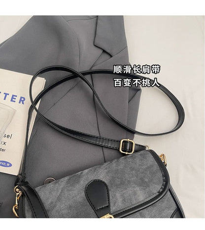 Faux Leather Contrast Piping Crossbody Bag