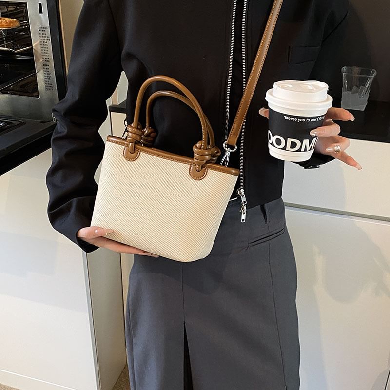 Crossbody Contrast Bag Trim