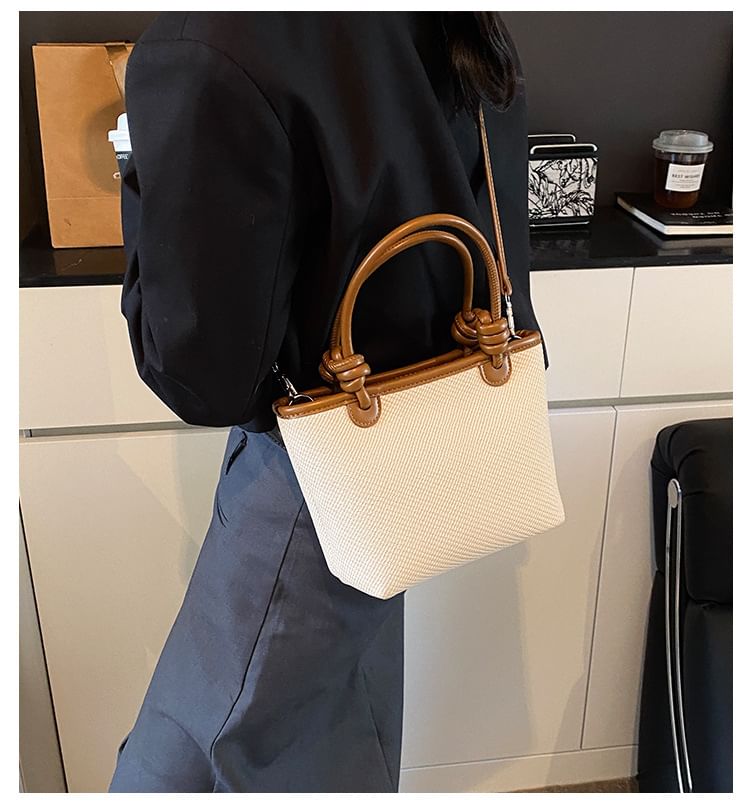 Crossbody Contrast Bag Trim