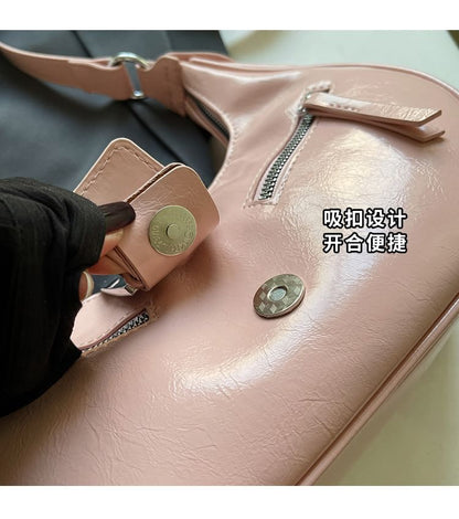 Faux Leather Bucked Shoulder Bag