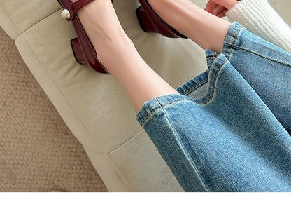 Round Toe Block Heel Mary Jane Pumps