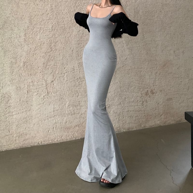 Spaghetti Strap Scoop Neck Plain Mermaid Maxi Dress
