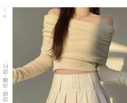 Solid Pleated High-Waisted Mini Flared Skirt