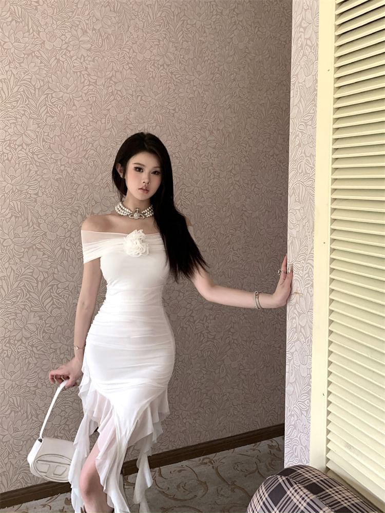 Off-Shoulder Floral Asymmetrical Ruffled Bodycon Cocktail Dress