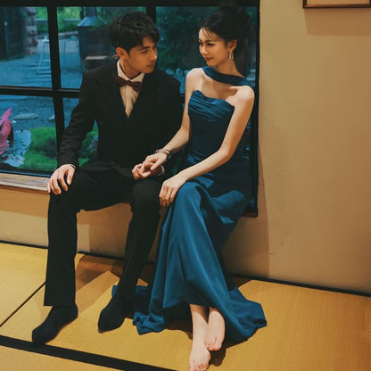 Halter Neck Plain Ruched Mermaid Evening Gown