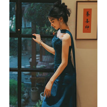 Halter Neck Plain Ruched Mermaid Evening Gown