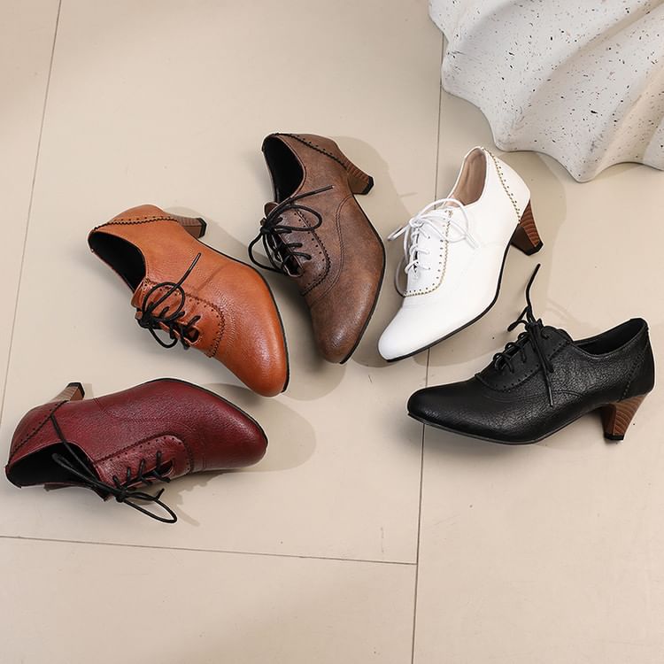 Low Heel Plain Brogue Lace-Up Shoes