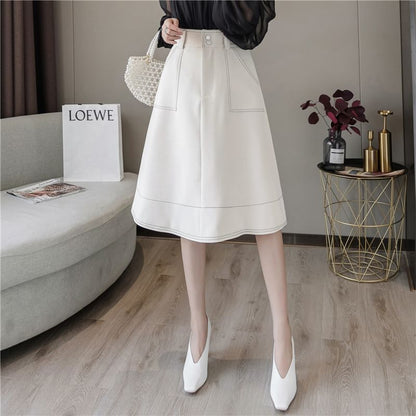 Contrast Stitched High-Waisted A-Line Skirt