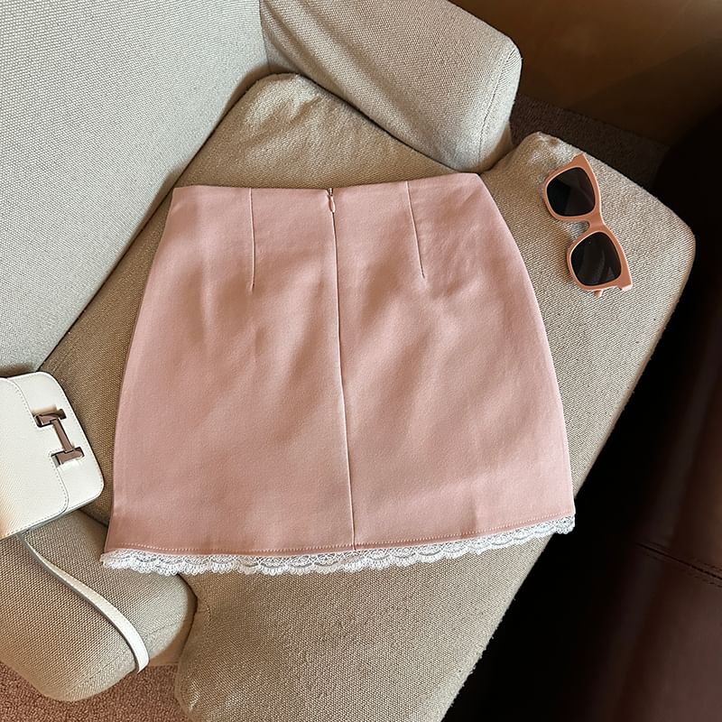 Lace-Trimmed High-Rise Mini Flared Skirt