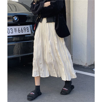 Shirred A-Line Skirt with High Rise and Solid Design
