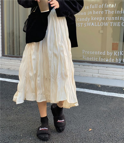 Shirred A-Line Skirt with High Rise and Solid Design
