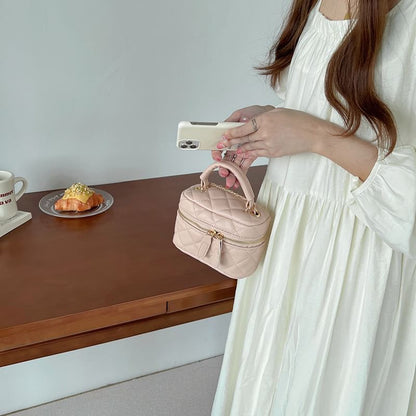 Faux Leather Plain Quilted Zip Crossbody Bag