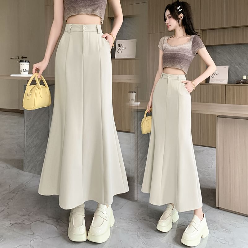 Flowing Mermaid Skirt with High Waist and Solid Panels