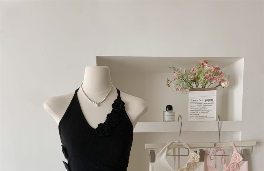 Halter Plain Crochet Floral Top