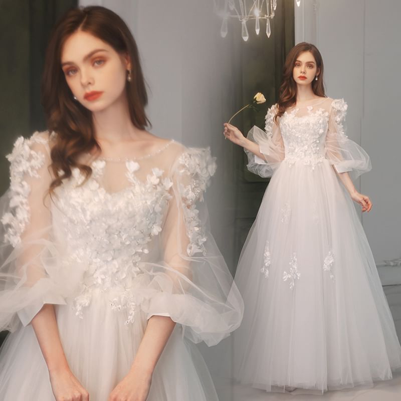 Puff-Sleeve Floral A-Line Mesh Wedding Gown