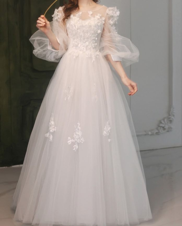 Puff-Sleeve Floral A-Line Mesh Wedding Gown