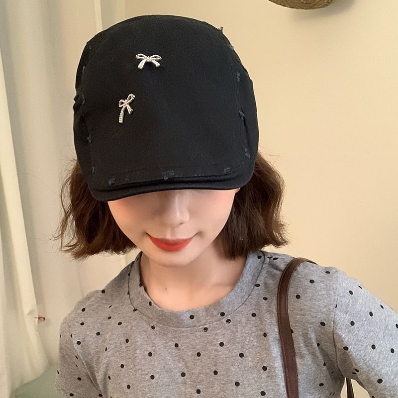 Plain Bow Distressed Flat Cap