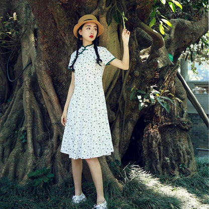 Short-Sleeve Floral Midi A-Line Qipao