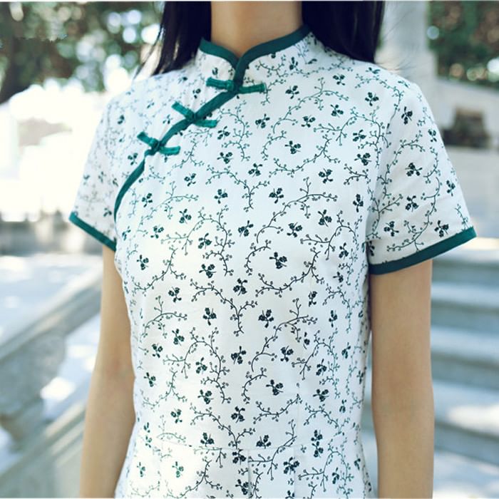 Short-Sleeve Floral Midi A-Line Qipao