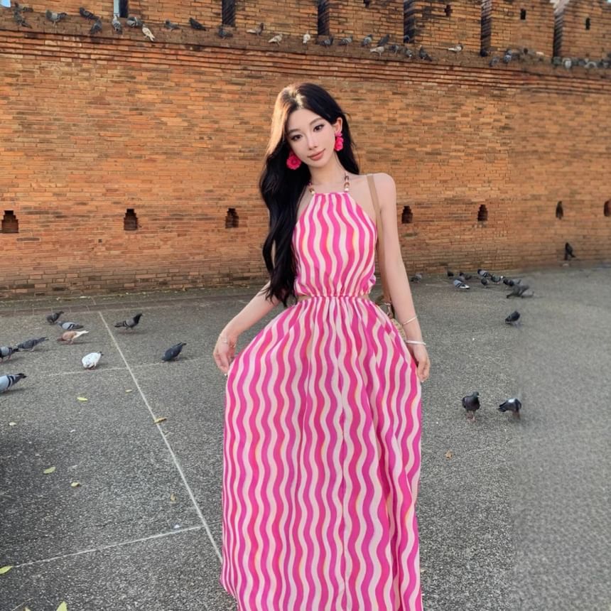 Sleeveless Halter Neck Wave Striped Maxi A-Line Dress