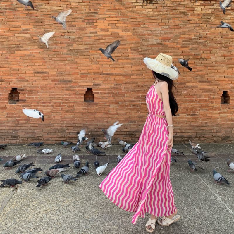 Sleeveless Halter Neck Wave Striped Maxi A-Line Dress