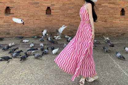 Sleeveless Halter Neck Wave Striped Maxi A-Line Dress