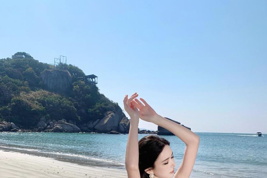 Set: V-Neck Halter Floral Crop Top + High Waist Midi A-Line Skirt