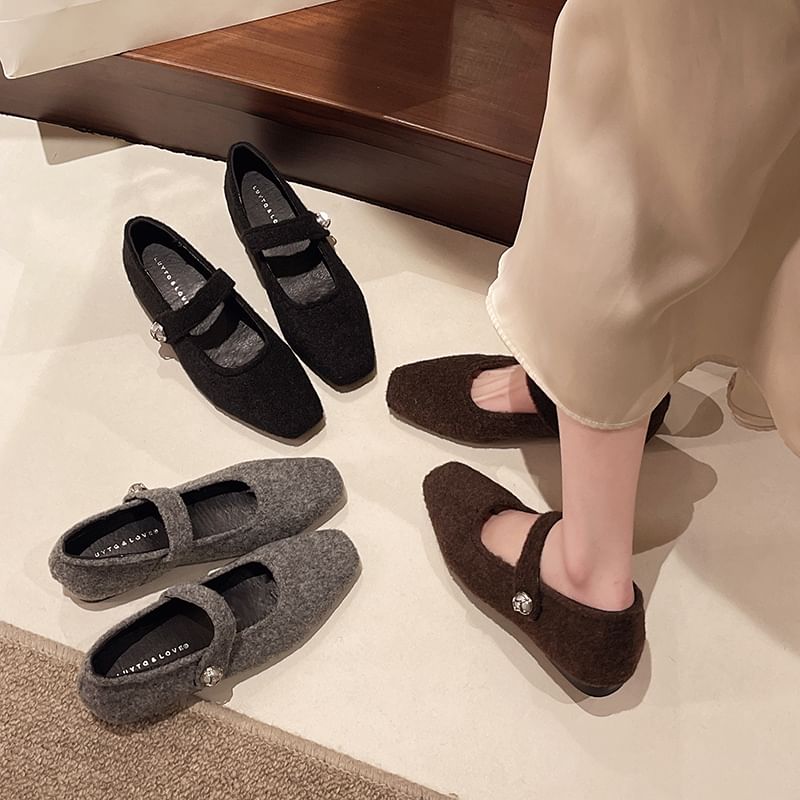 Square Toe Hidden Wedge Mary Jane Pumps