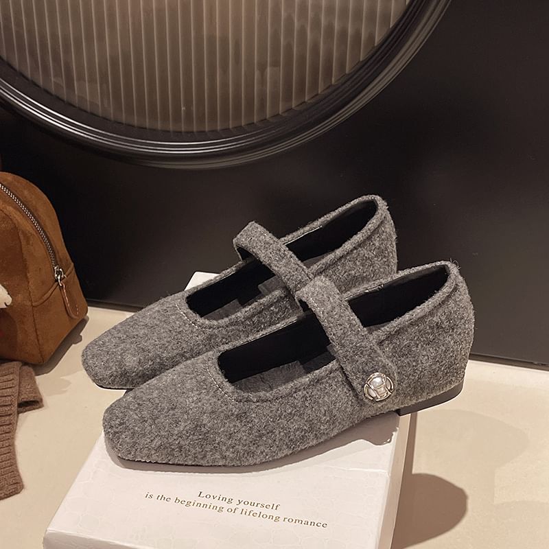 Square Toe Hidden Wedge Mary Jane Pumps