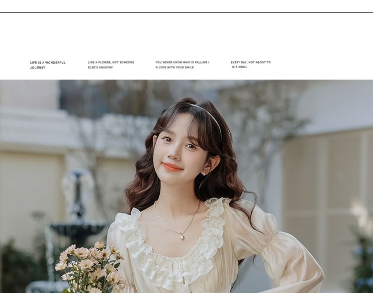 Long-Sleeve V-Neck Plain Midi A-Line Dress / Veil / Set