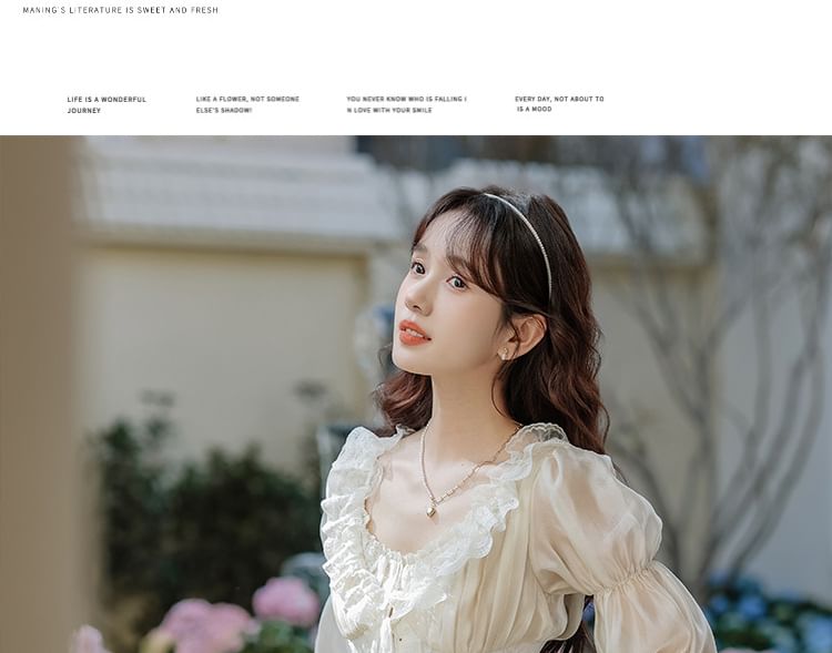 Long-Sleeve V-Neck Plain Midi A-Line Dress / Veil / Set