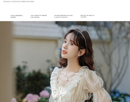 Long-Sleeve V-Neck Plain Midi A-Line Dress / Veil / Set