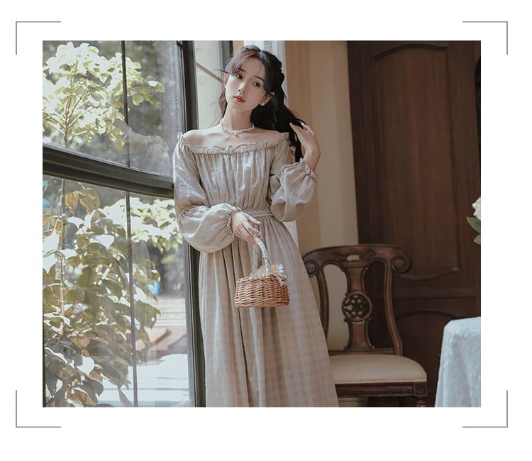 Sleeveless V-Neck Plain Crop Top / Long-Sleeve Plaid Maxi A-Line Dress / Set