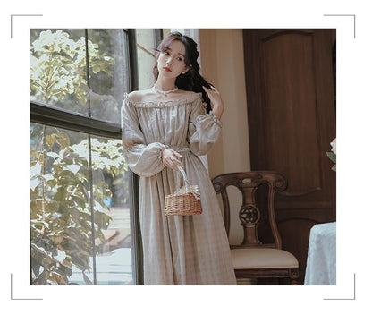 Sleeveless V-Neck Plain Crop Top / Long-Sleeve Plaid Maxi A-Line Dress / Set