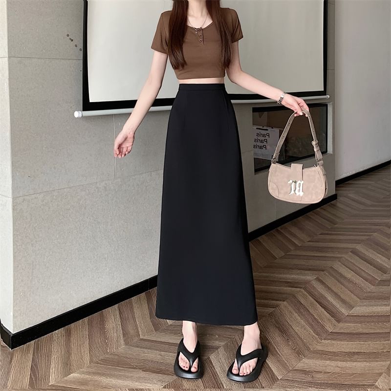 High Rise Plain Back-Slit Maxi A-Line Skirt