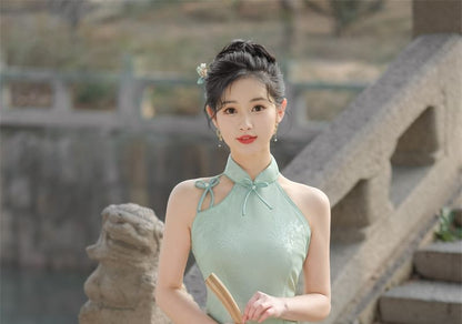 Sleeveless Bow Jacquard Midi Sheath Qipao