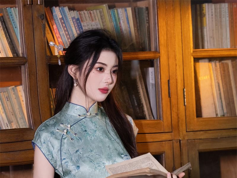 Cap Sleeve Floral Print Midi Sheath Qipao